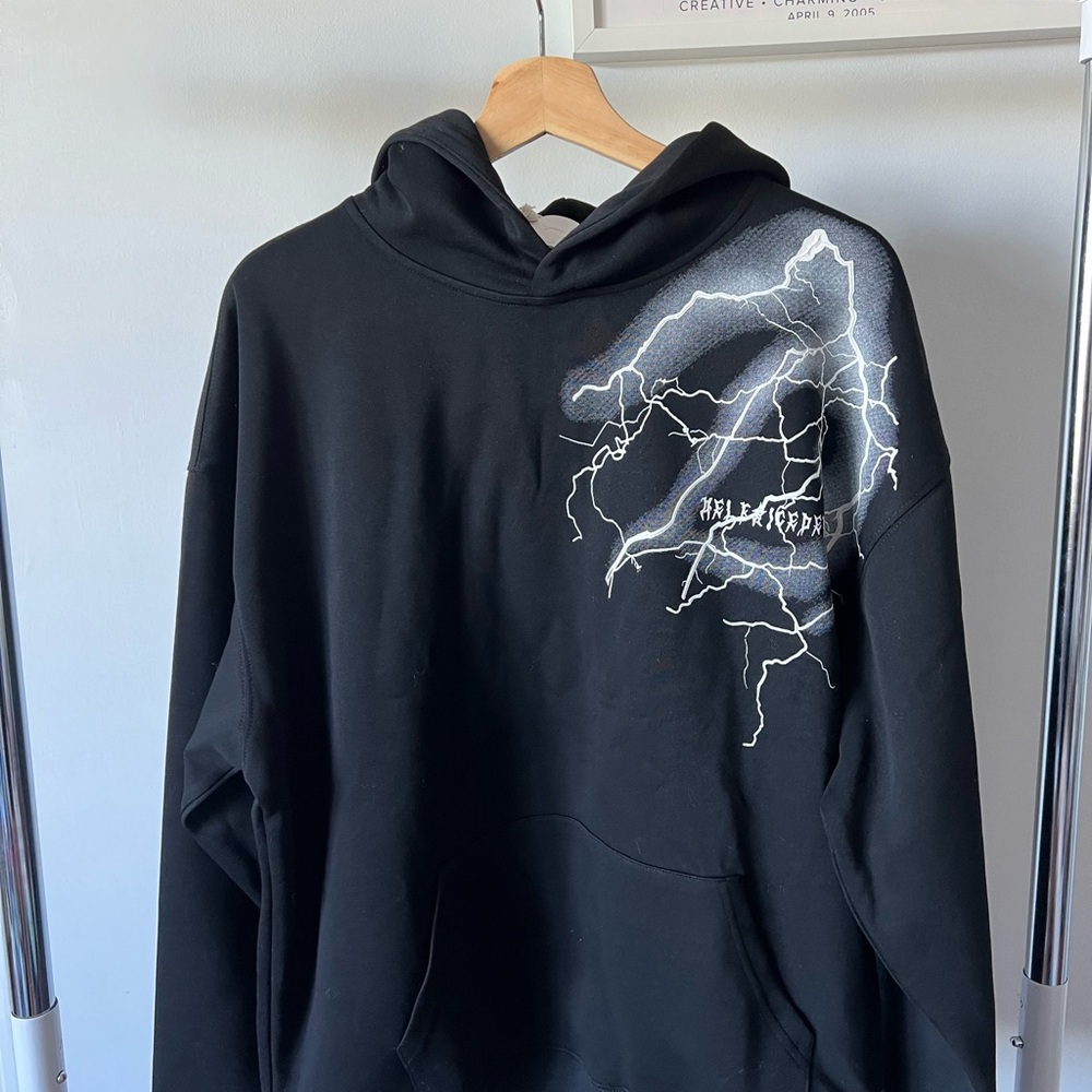 Aelfric Eden Black and White Graphic Sweatshirt